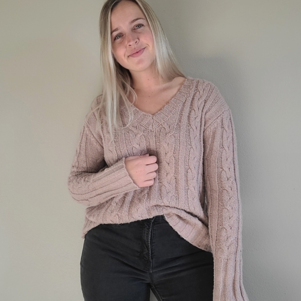 Olive + Oak Blush Pink V-neck Sweater